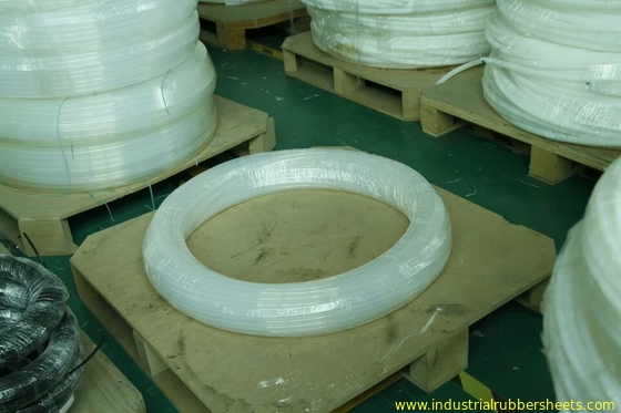 Industrielles Grad-Weiß formte Rohr-glatte Oberfläche Rohr/100% PTFE-Jungfrau-PTFE