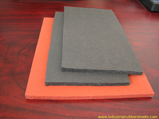 Doppeldruck-Gewebe-Silikon-Schaum-Gummi-Blatt 200 P/in für bügelnde Tabelle